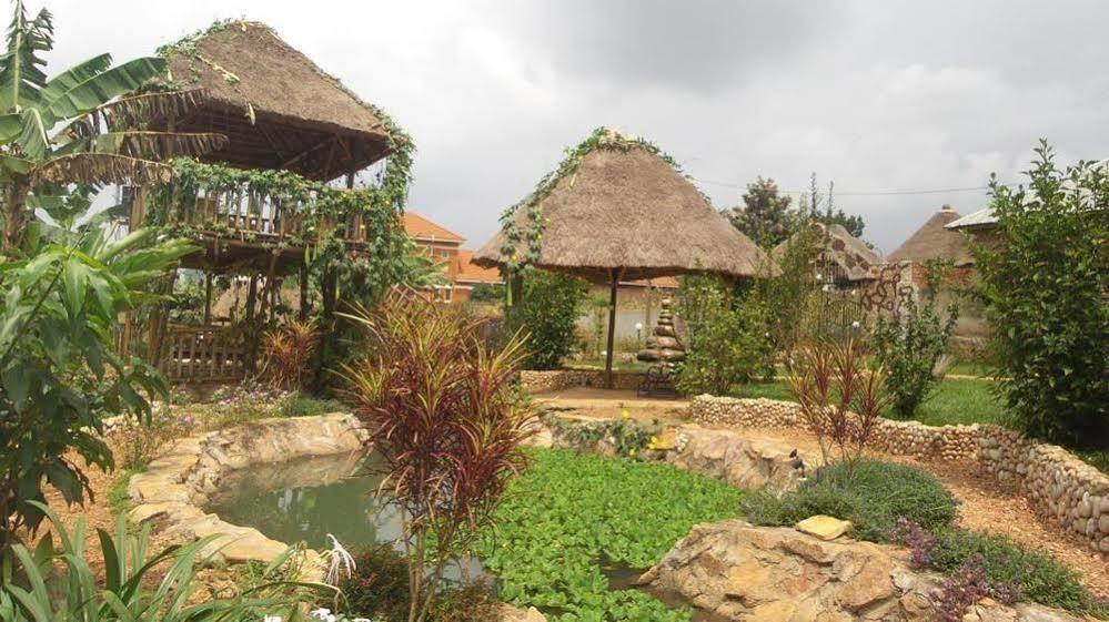 Malakai Eco Lodge Kajansi Exterior photo