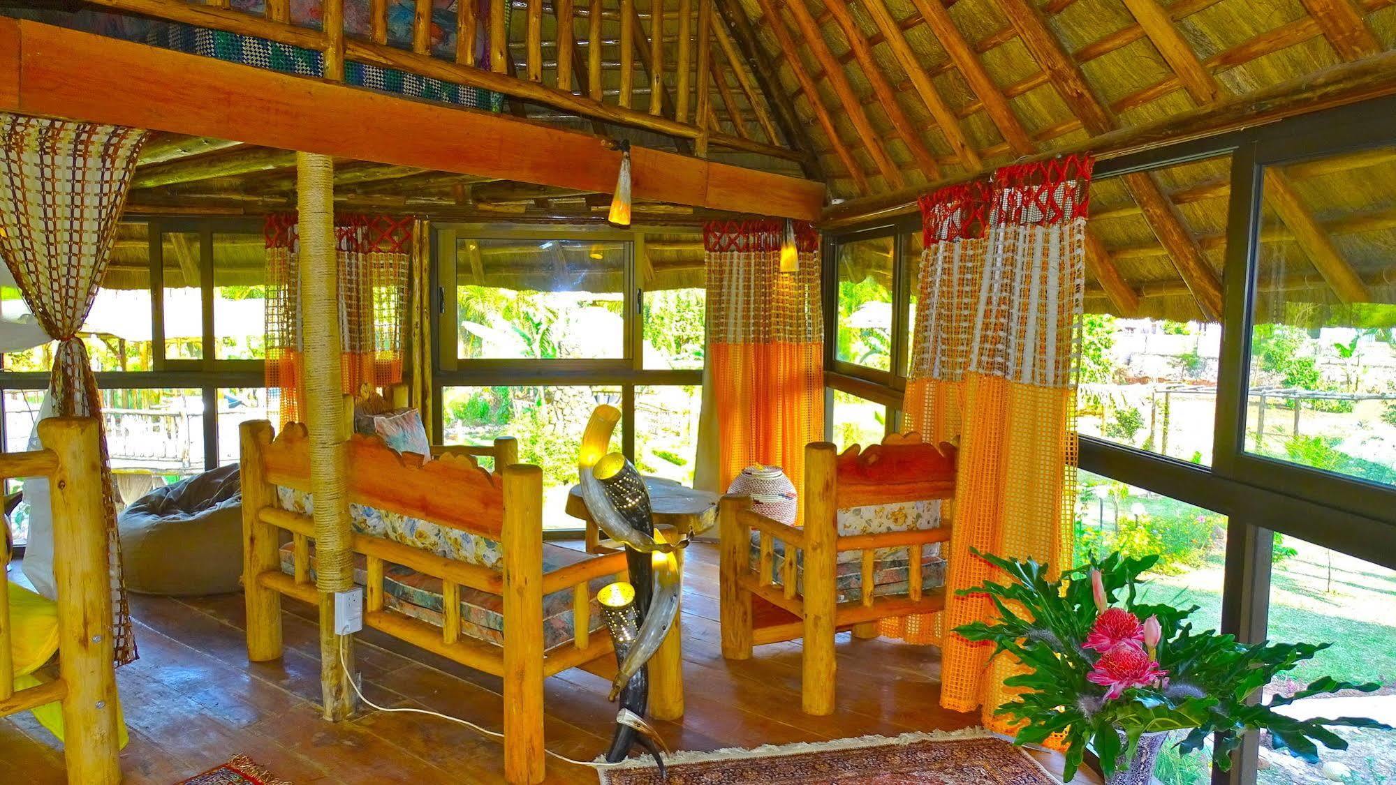 Malakai Eco Lodge Kajansi Exterior photo